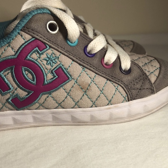 Girls Etnies Sneakers Size 12 Youth Shoes Logo - Picture 7 of 10